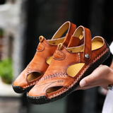 Klassieke leren herensandalen