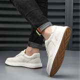 Minimalistische leren herensneakers