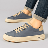 Lichte nette herenschoenen van stof