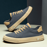 Lichte nette herenschoenen van stof