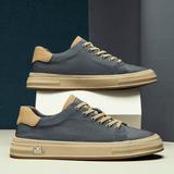 Lichte nette herenschoenen van stof